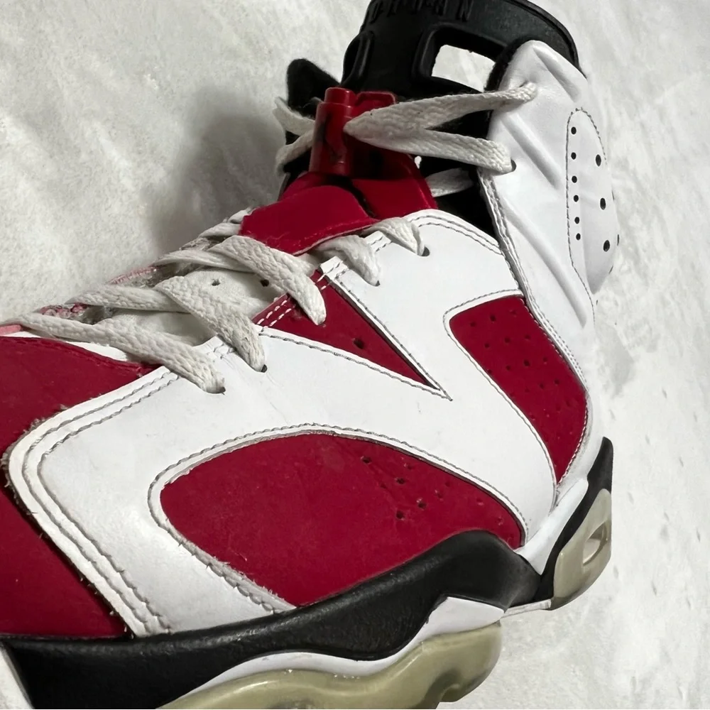 Jordan 6 Retro